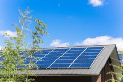 太陽光パネルを扱っている電気工事業者と協力関係を結びませんか？